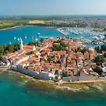Vinka 2 Mit Terrasse By Interhome Διαμέρισμα Novigrad Istria