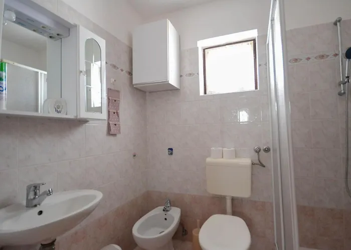 Vinka 2 Mit Terrasse By Interhome